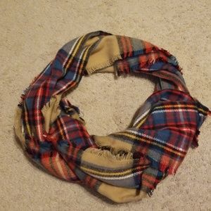 Plaid scarf
